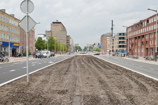 Oost: de vernieuwde Wibautstraat