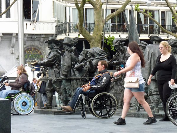 Centrum: Rembrandt en rolstoelen